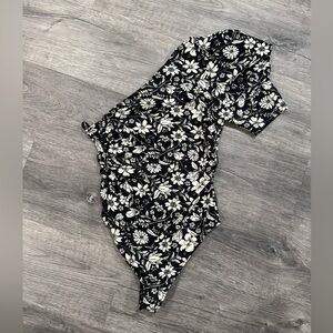 Free people one shoulder puff sleeve body suit